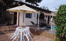 Casa c/ Piscina e Área Gourmet, 5 min da praia.